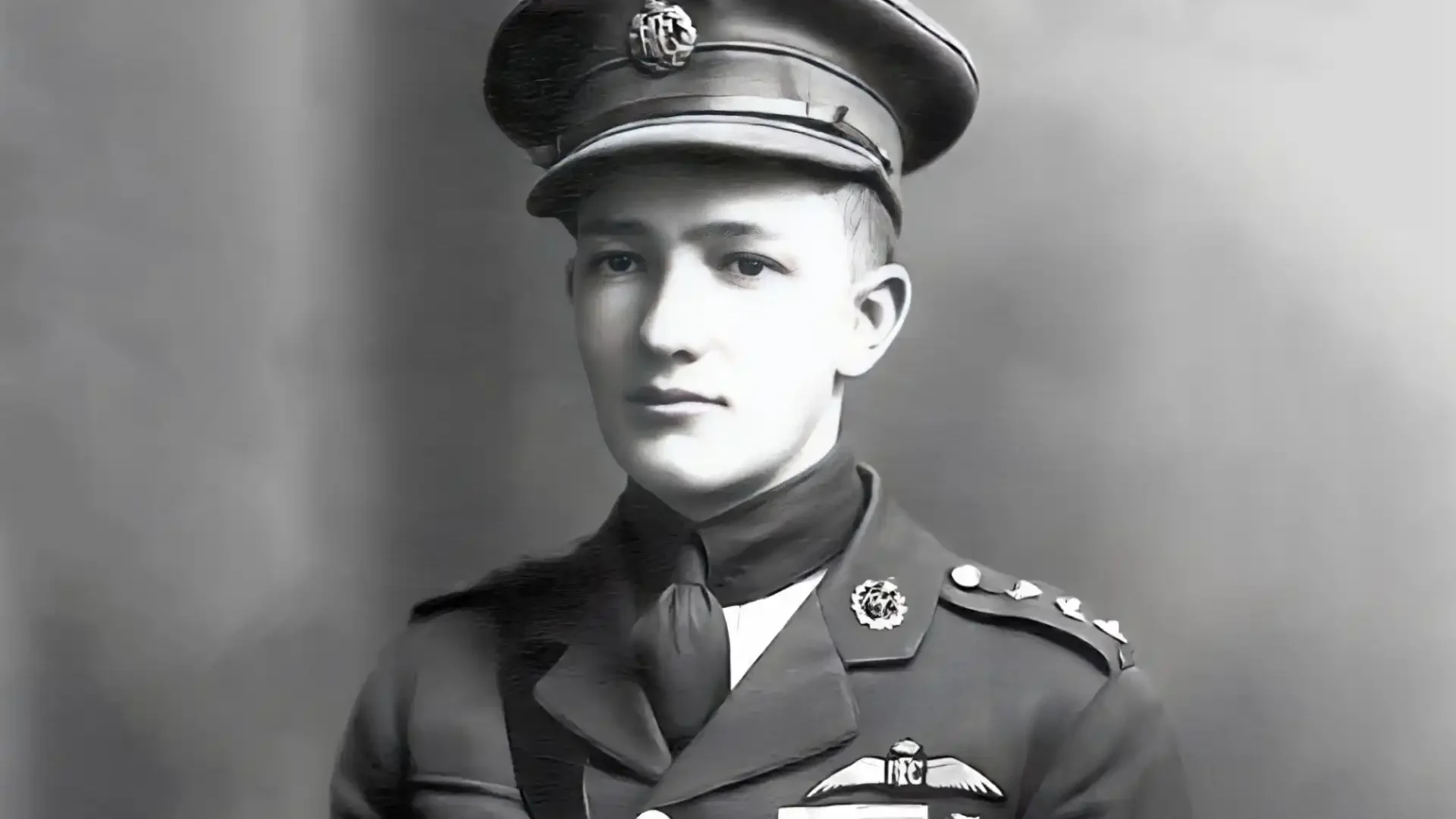 Capt_Sir-William-Stephenson_1918_01