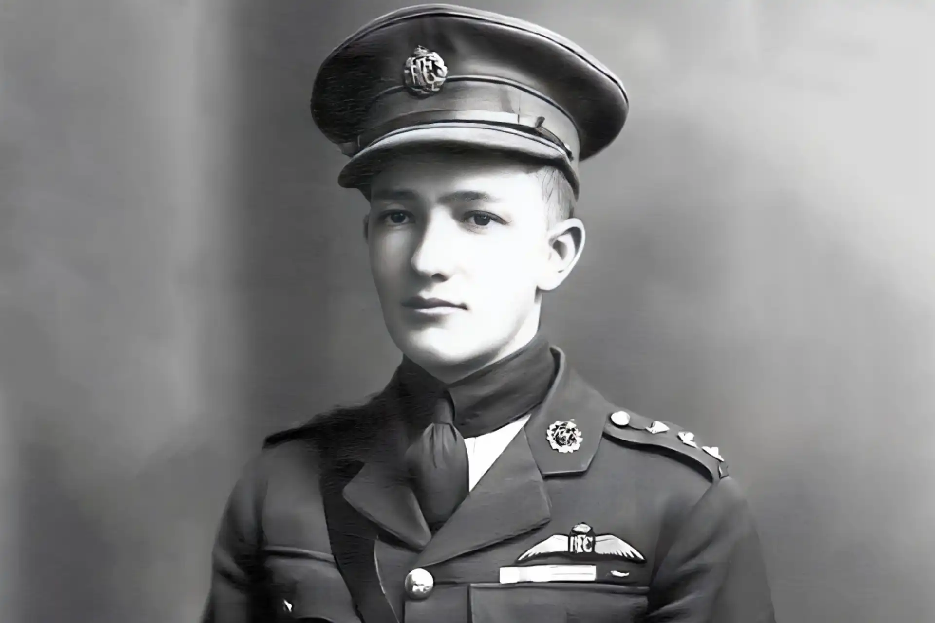 Capt_Sir-William-Stephenson_1918_01