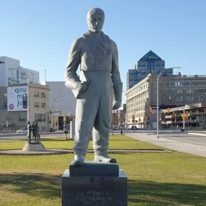 sir william stephenson statue winnipeg